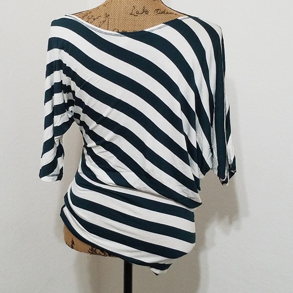 Boutique Tops - Dark green & white striped top •NWOT •L👀K!